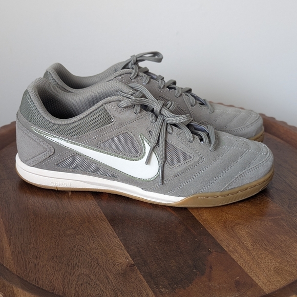 NWOT HQ6020-301 Nike Gato Light Army White Gum Light Brown (Men's) Size 9 - Picture 2 of 13